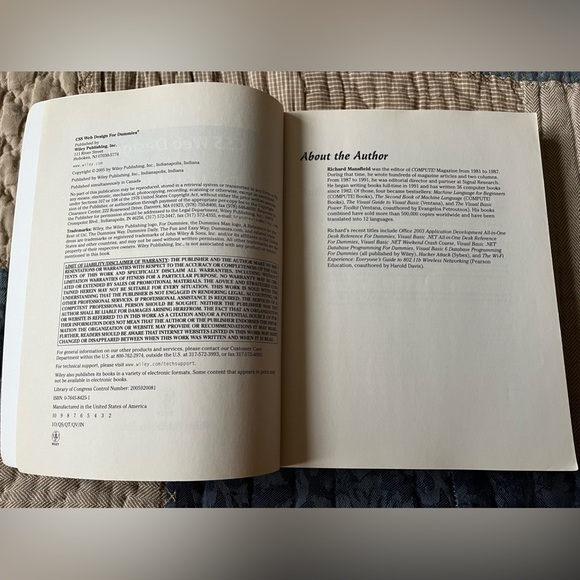 Web Design for Dummies Softcover Book Used once Like New. - Picture 3 of 7